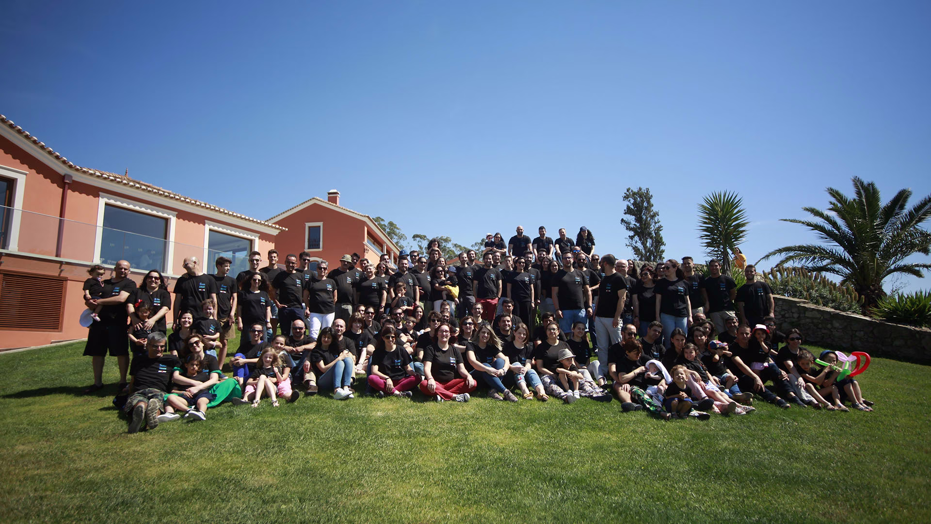 The ImSim and SIRMAF team outside the factory in Coimbra.